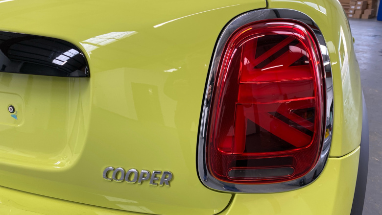 MINI Convertible 1.5 Cooper Classic Premium 2dr Auto Petrol Convertible